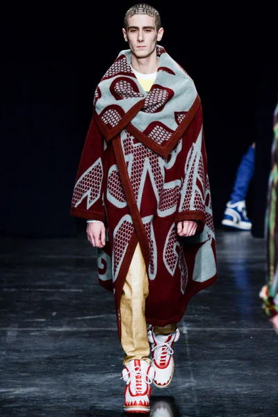 Look 23